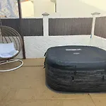 Wonderful With Seaview And Jacuzzi