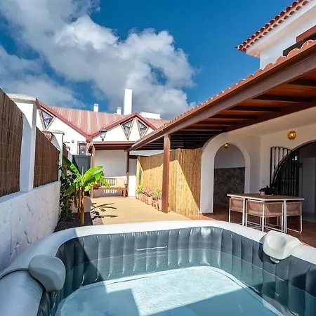 Wonderful With Seaview And Jacuzzi Villa Puerto de Las Nieves